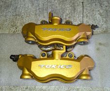 Kawasaki Front Brake Calipers- (Pair) - ZX10R - 2005