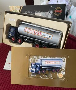 Limited Edition Corgi 21101 Guinness AEC Ergomatic Tanker