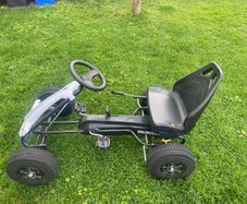 go cart with pump up wheels in great condition