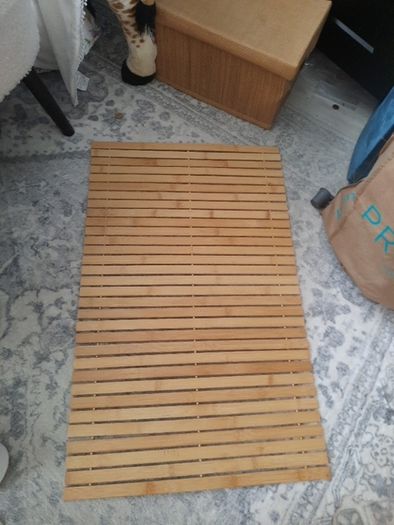New wooden bathmat