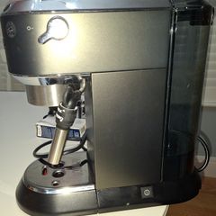 Delonghi Dedica Coffee Machine & Accessories