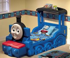 Thomas the tank toddler bed - Little tikes