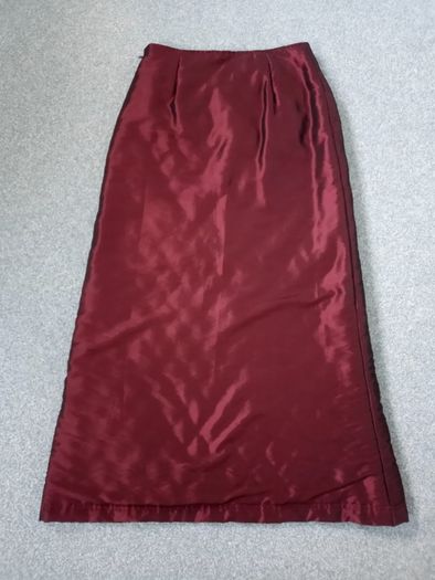 Wine Classy Warm Skirt With Underlay And Beautiful Embroidery
