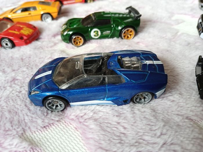 1/64 Hot Wheels Joblot X 14 Models,blackwall,real Riders,ferrari,speed Machines
