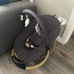Baby elegance bouncer