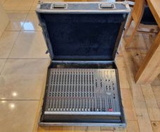 Studiomaster Showmix 16-4-2 Mixing Console - Postage