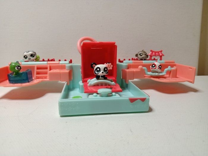 Littlest Pet Shop Teeniest Tiniest Japanese Garden
