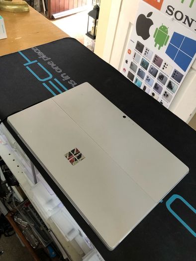 Microsoft Surface 512gb 16ram Windows tablet