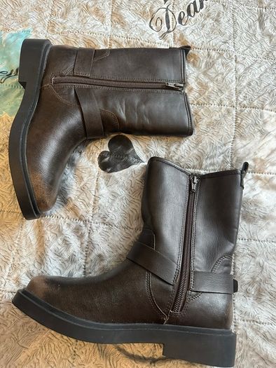 Zara girls boots size 2 new