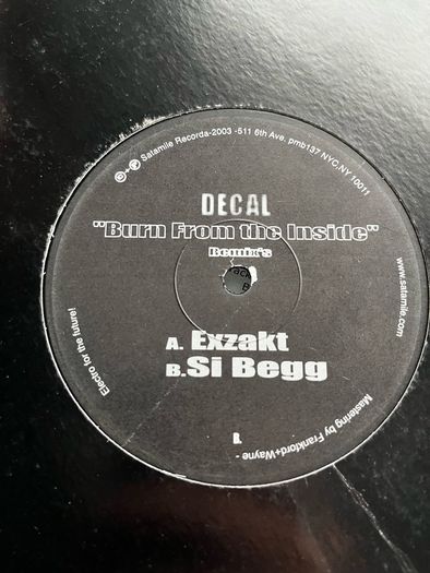 10e each Techno 12" vinyl