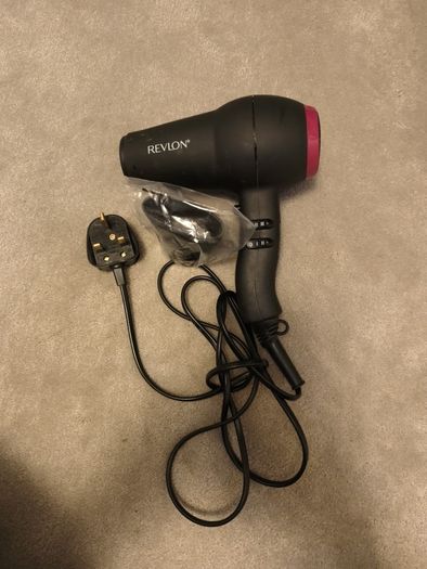 Hair dryer Revlon