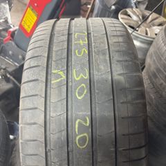 275/30/20 Pirelli Pzero run flat