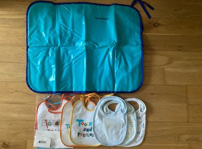 Changing mat / bibs
