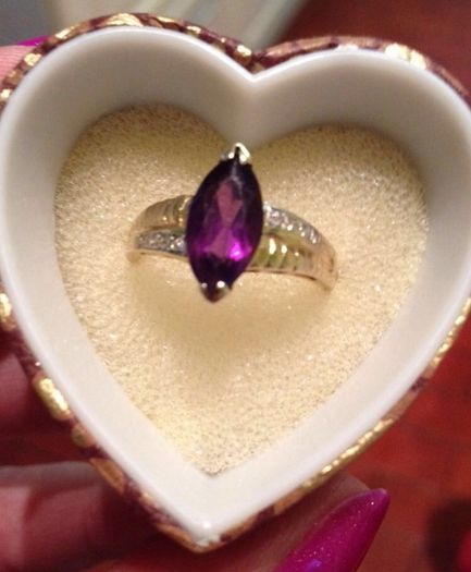 Amethyst and diamond marquise 14k gold ring