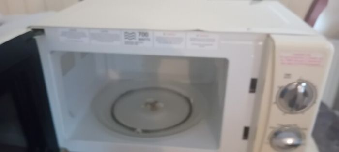 russel hobbs microwave