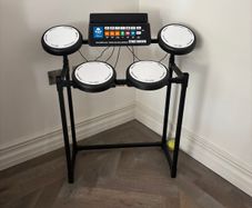 Kids drum set