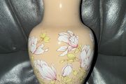 Sadler "Magnolia" Vase