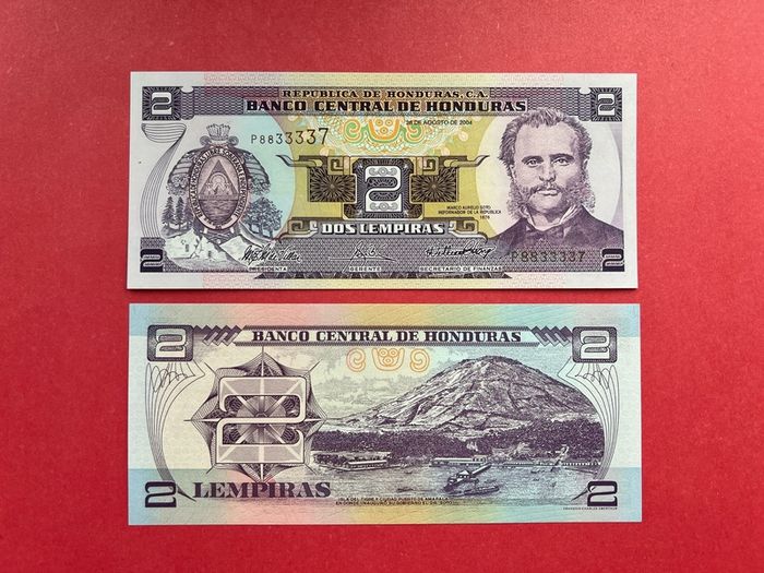 Honduras  2 Lempiras  2004. ( Uncirculated )