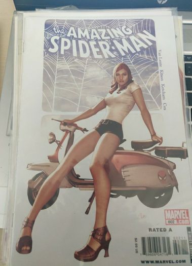 Amazing Spiderman comics x 8