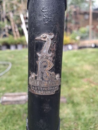 antique mens Raliegh  high nelly bike