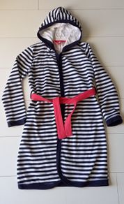 Dressing gown.