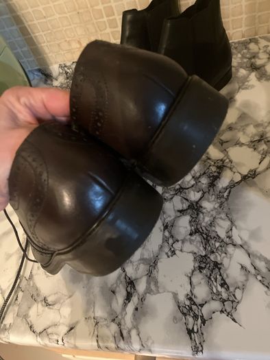 Men's leather shoes