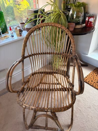 Rattan/wicker chair