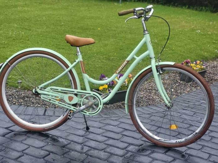 Ladies bike ready to used read add details
