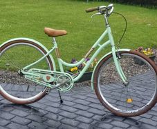 Ladies bike ready to used read add details