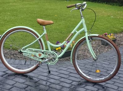 Ladies bike ready to used read add details