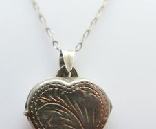 Vintage Solid 925 Sterling Silver Dual Photo Heart Locket Necklace length 20" - 3,4g