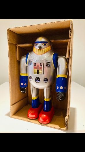 Robot Tin Toy