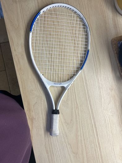Slazenger smash kids tennis racket - 21 inch 4-6 years