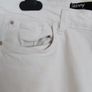 Women's white jeans Image 2