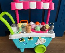LeapFrog Scoop and Learn Ice Cream Cart