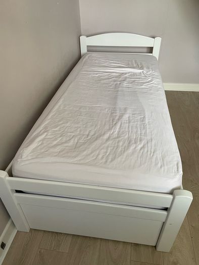Trundle bed plus single bed (solid beech wood)