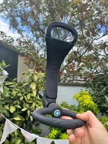 Micro mini seat and O handle for toddler