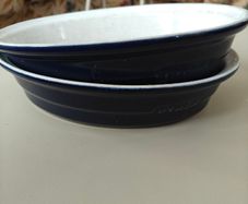 2 x Retro  Pyrex Ceramic Casserole Dish