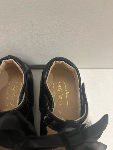 Mg baby black patent shoes