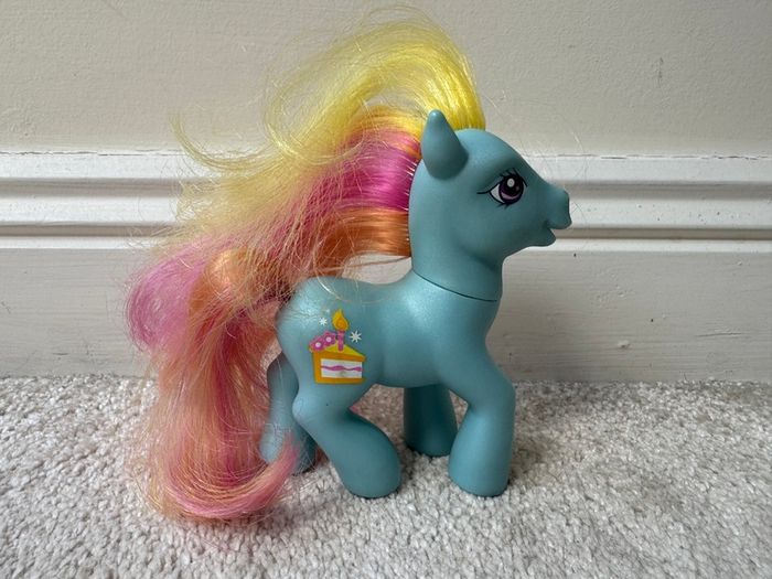 2006 My Little Pony MLP G3 Party Cake 25th Birthday Celebration Anniversary Used Please see photos