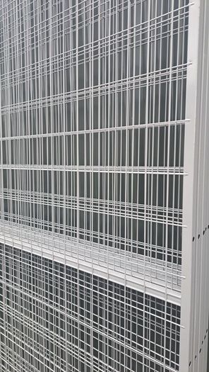 Mesh panels
