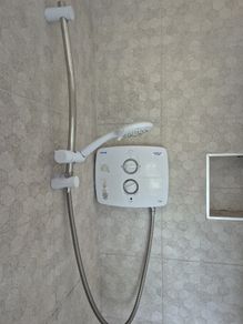 Electric shower Triton T90sr