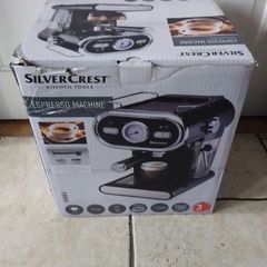 Silvercrest : Expresso Machine with Portafilter System