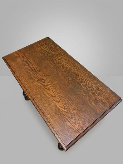 Charming Early 20th Century English Oak Chest of Drawers
