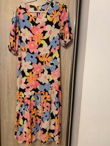 Women dress size UK14