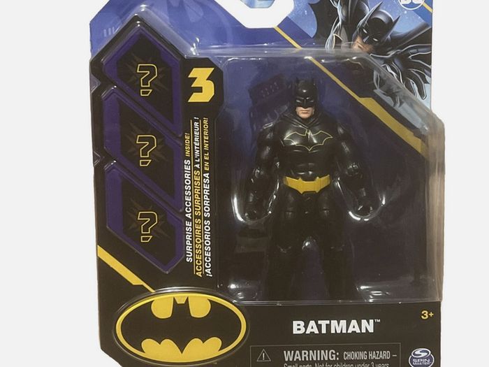 DC Batman Figure 10cm With 3 Surprise Accessories