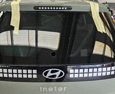 Hyundai Inster window