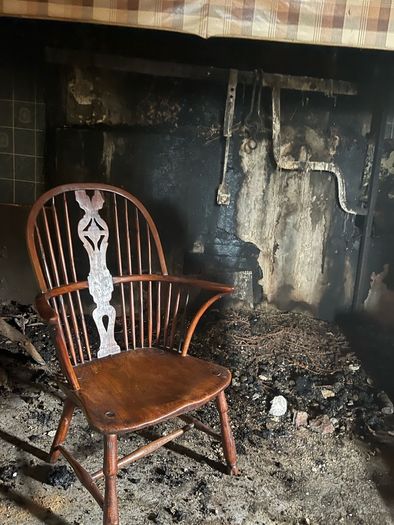 19c Elm & Yew Windsor Chair