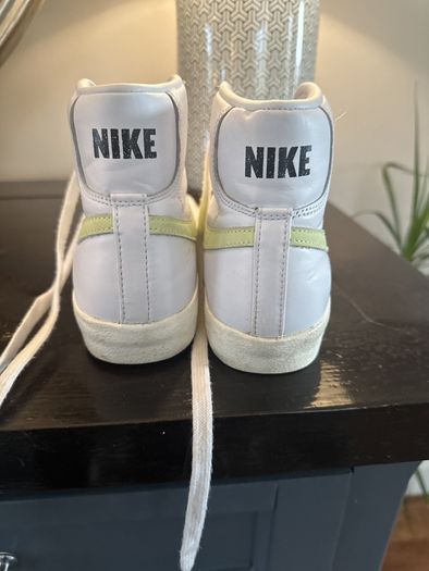 Nike Blazer Mid - Lime Green