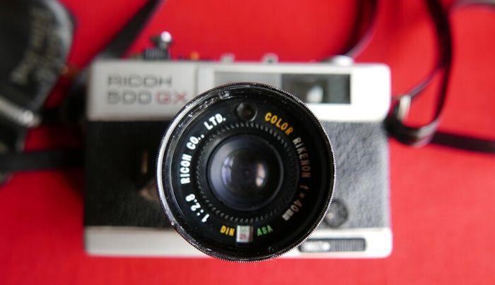 Ricoh 500GX Point And Shoot 35mm Film Camera (works well)